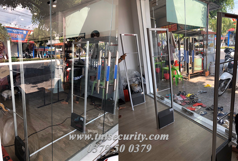 Thi-cong-cong-tu-an-ninh-tai-Rach-Gia